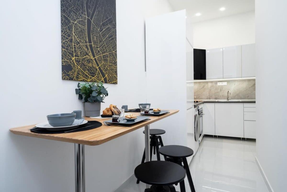 New Home At Exlusive Central Location 布达佩斯 外观 照片